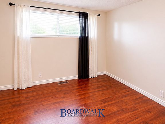 5th image of 6423 S Westridge St #Basement