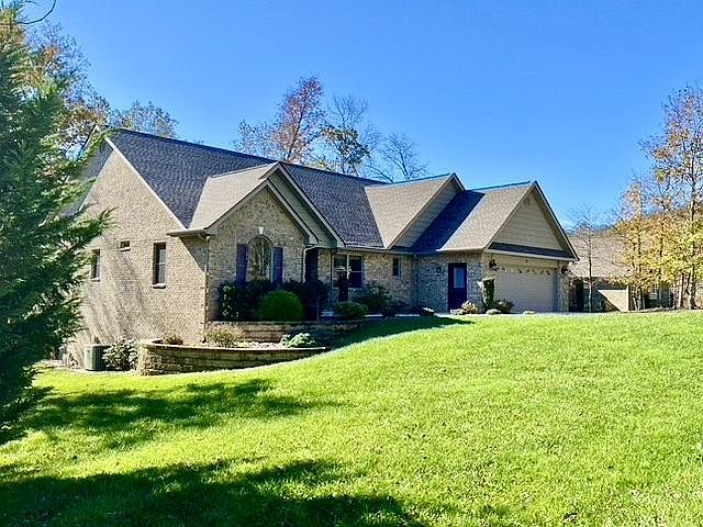 1st image of 41 Kingsbury Cir