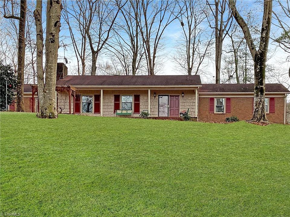 1st image of 186 Andover Dr