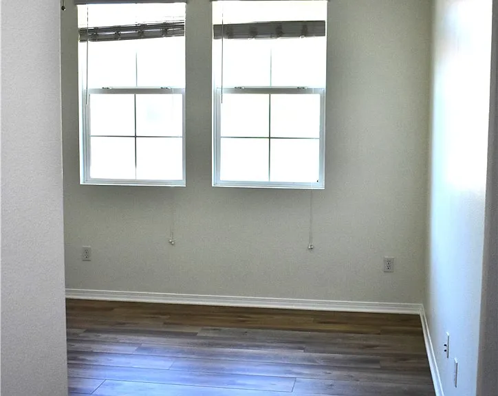 28492 Herrera St — Photo 19