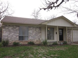 316 Walnut St, Lake Jackson, TX 77566