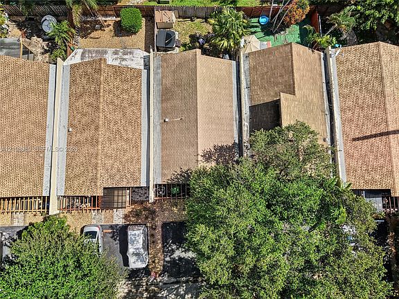 4th image of 6120 NW 34th Way