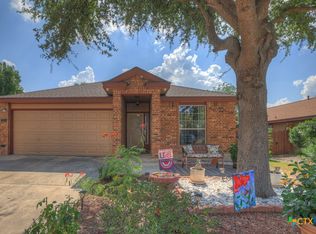233 Woodpecker Run, New Braunfels, TX 78130