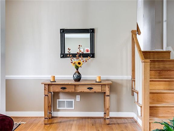 3rd image of 2306 Leighton Ct