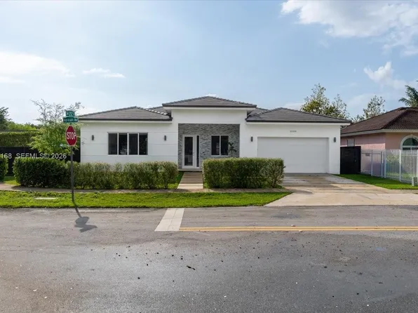 21205 Ingraham Ave, Cutler Bay, FL 33189