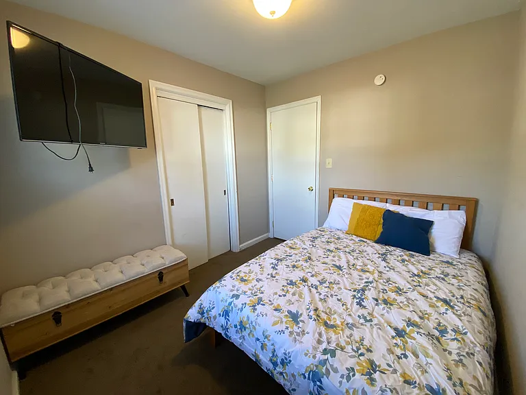 610 Woodfin Rd — Photo 13