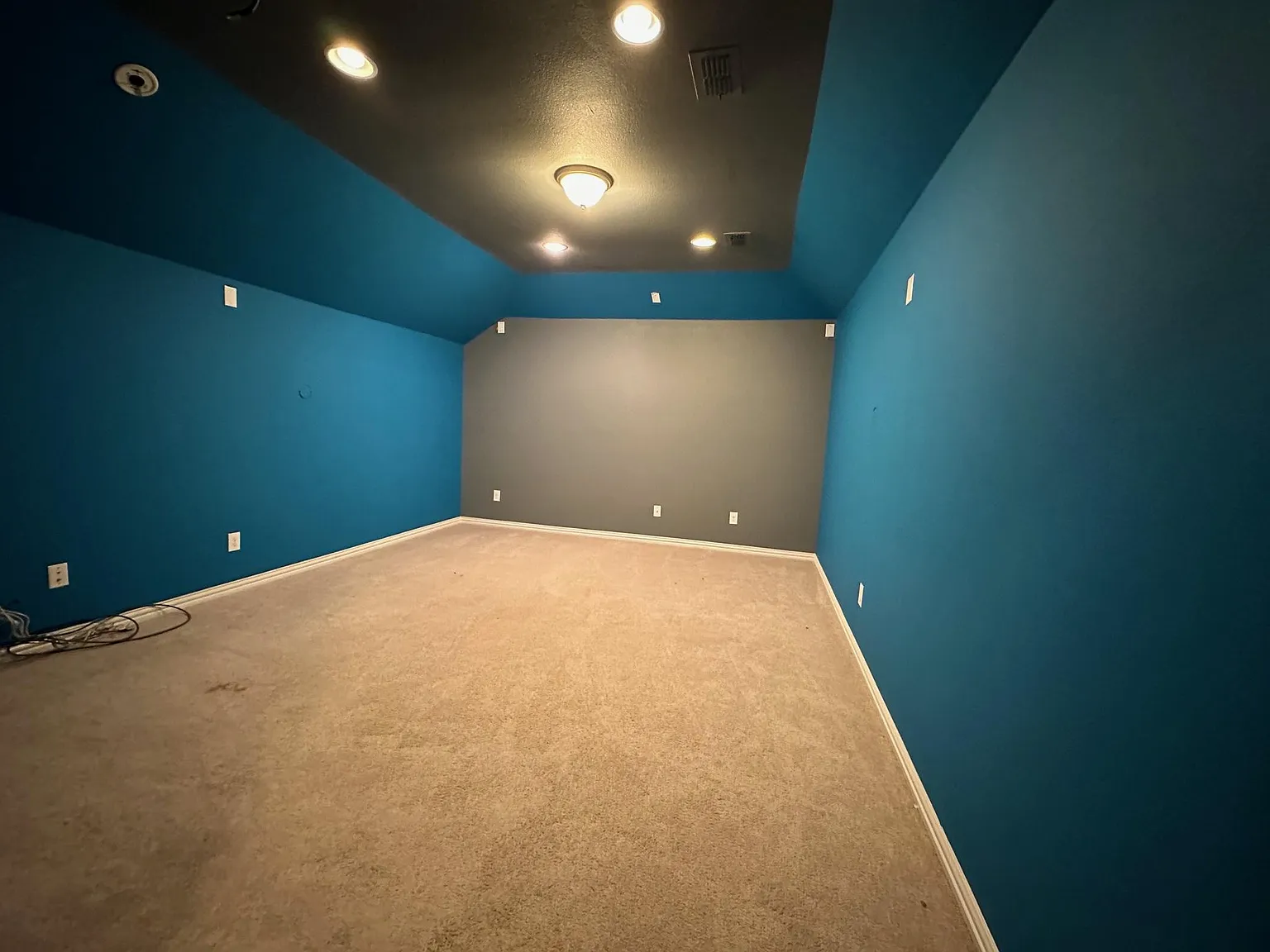 5 bed, 3100 sqft, $3,100 — Photo 4