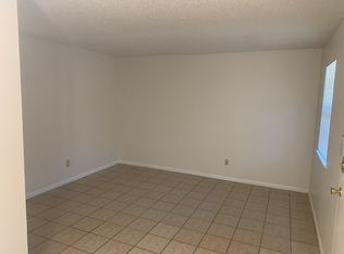 350 Old Highway 90 E #3, Vidor, TX 77662