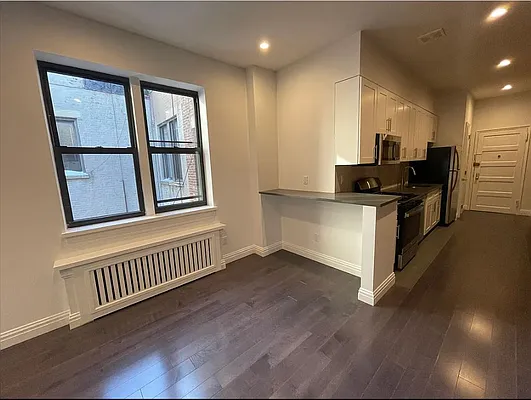 Rented by CNYC Apartments | media 20