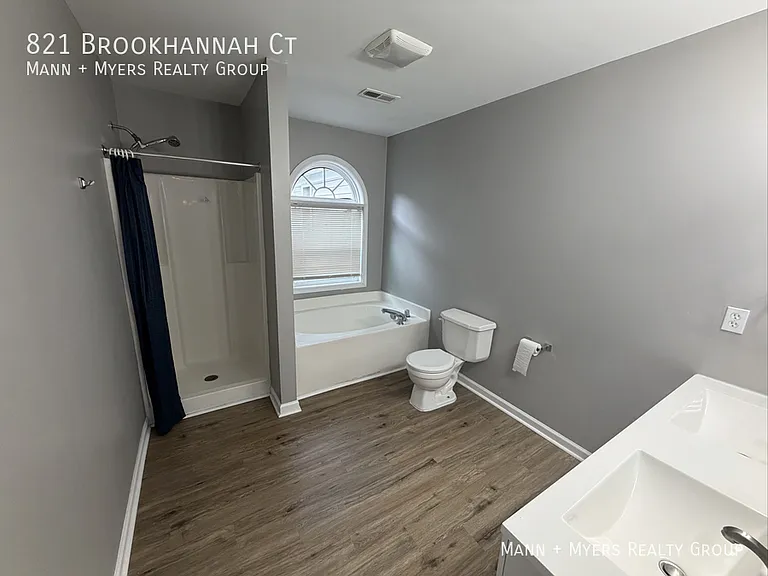 821 Brookhannah Ct — Photo 15