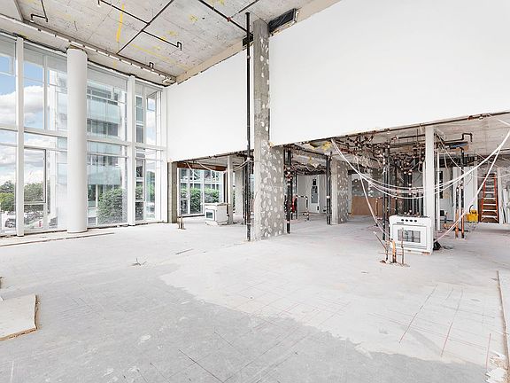 3rd image of 165 Charles St APT 2