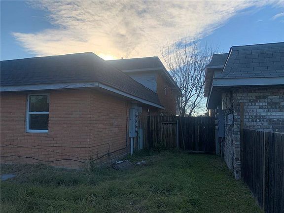 3rd image of 6800 W Coronet Ct