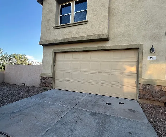 94 W Paseo Celestial — Photo 4