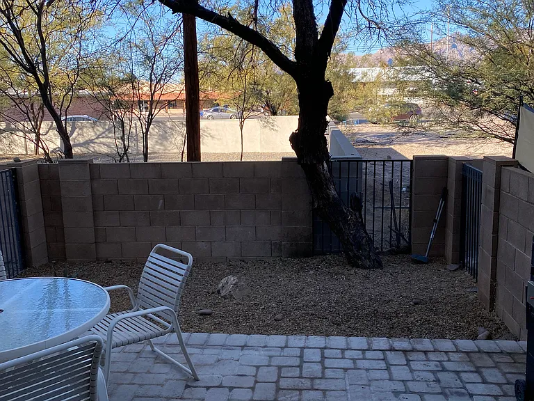 2827 E Vespers Pl — Photo 18