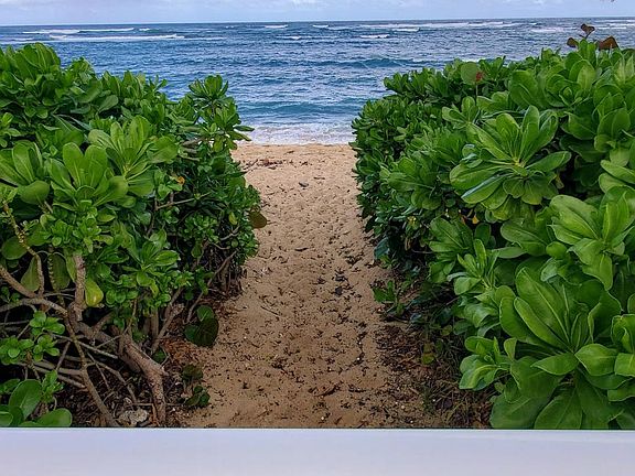 Private Beach Access with gate
