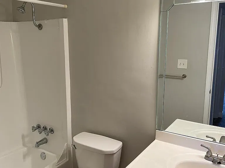 2414 Lake Park Rd — Photo 15