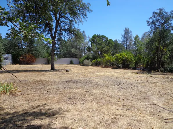 12009 Theresa Ln, Redding, CA 96003
