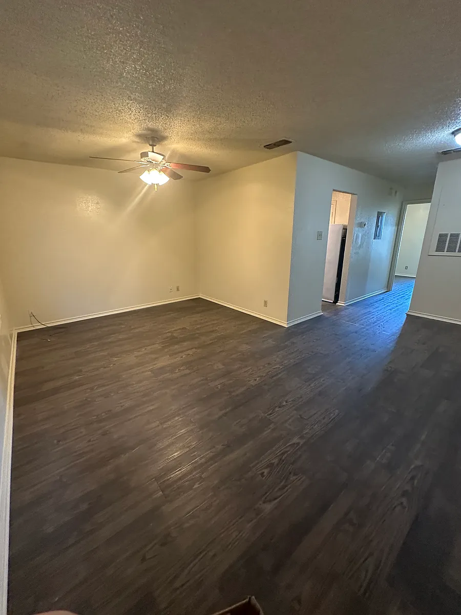 Building Photo - 721 Avenue A #6