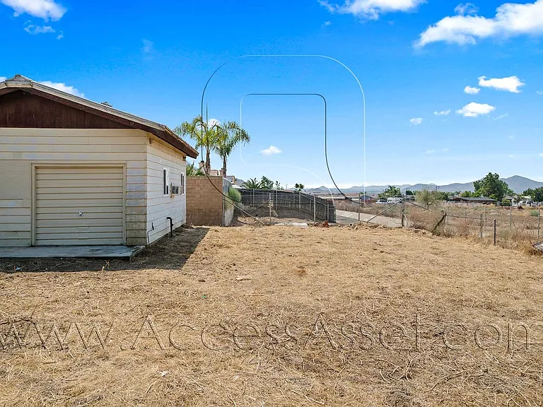 25369 Avenida Ramada #2 — Photo 13