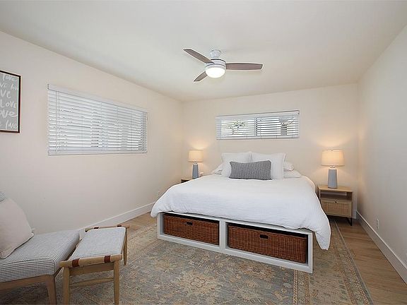 2nd image of 511 1/2 Acacia Ave