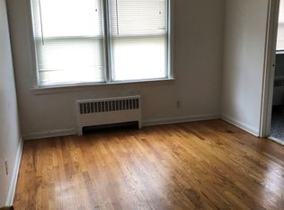 21 Davis Ave, White Plains, NY 10601