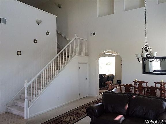 3rd image of 3300 Sora Way