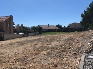 12924 Cedarbrook Ln, Victorville, CA 92395