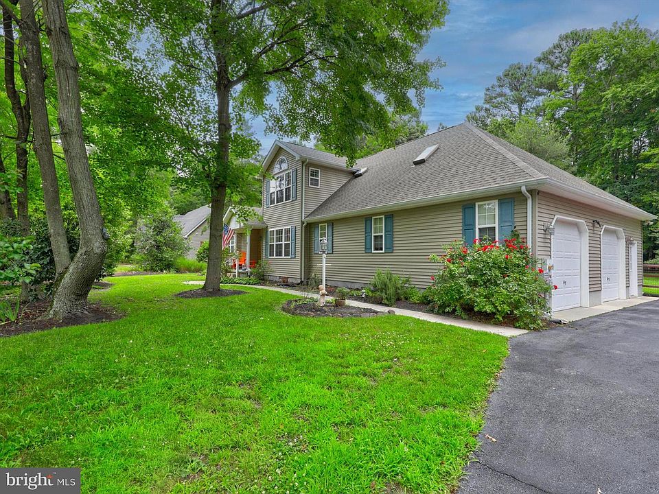 1st image of 303 W Manor Ct #32