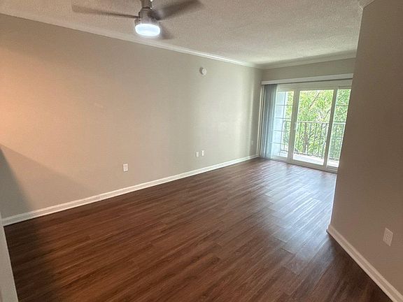 5th image of 2002 Greene St APT 310