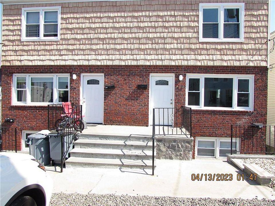 1st image of 54 Farquhar Ave #1