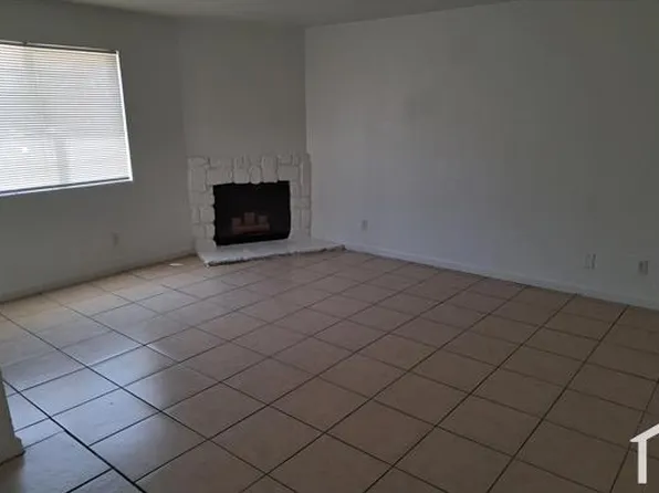6966 Issac Ave APT 2, Las Vegas, NV 89156