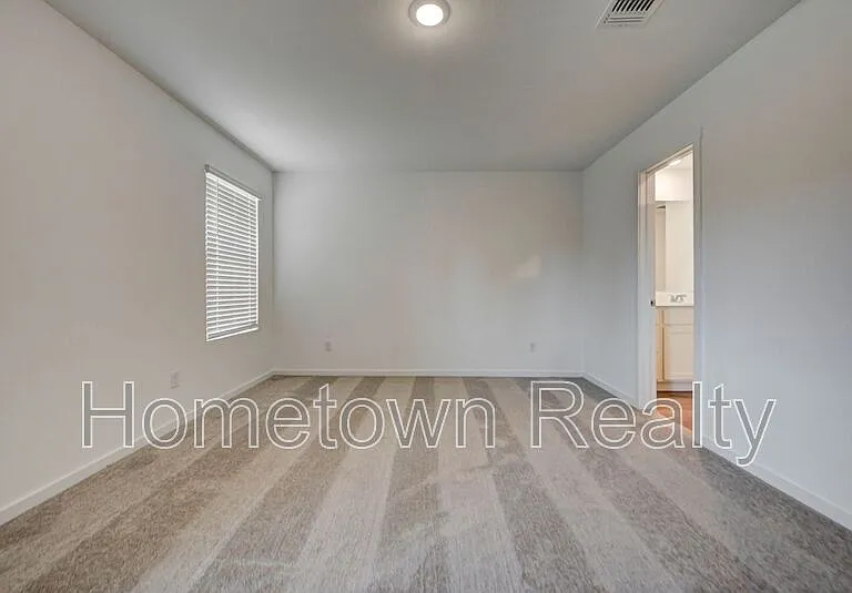 9612 NW 123rd St — Photo 16