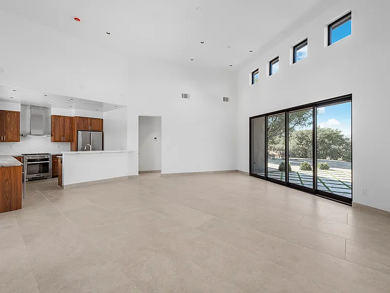2293 Monticello Rd #B — Photo 3