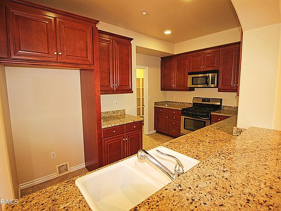 4th image of 2395 Chiquita Ln