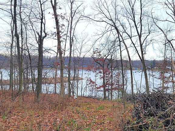 5th image of 130 Lane 206 Fox Lk