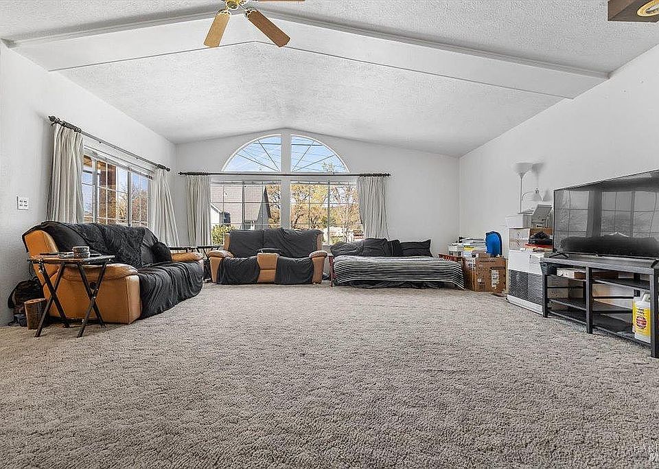 2nd image of 16223 33rd Ave
