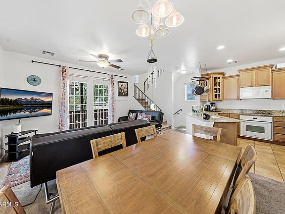2nd image of 2107 E HUNTINGTON Drive