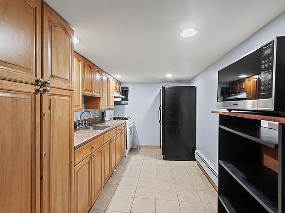 4th image of 41 Irving St #1