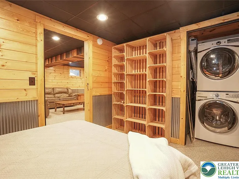 371 Green Tree Dr — Photo 34