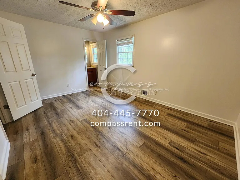 142 Wanda Ave — Photo 12