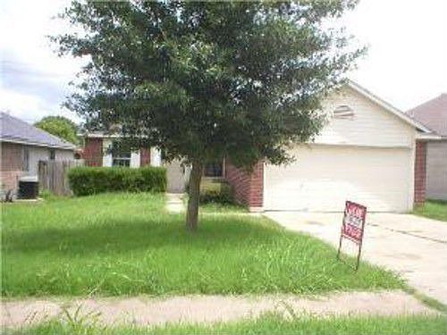 1st image of 13905 Greinert Dr