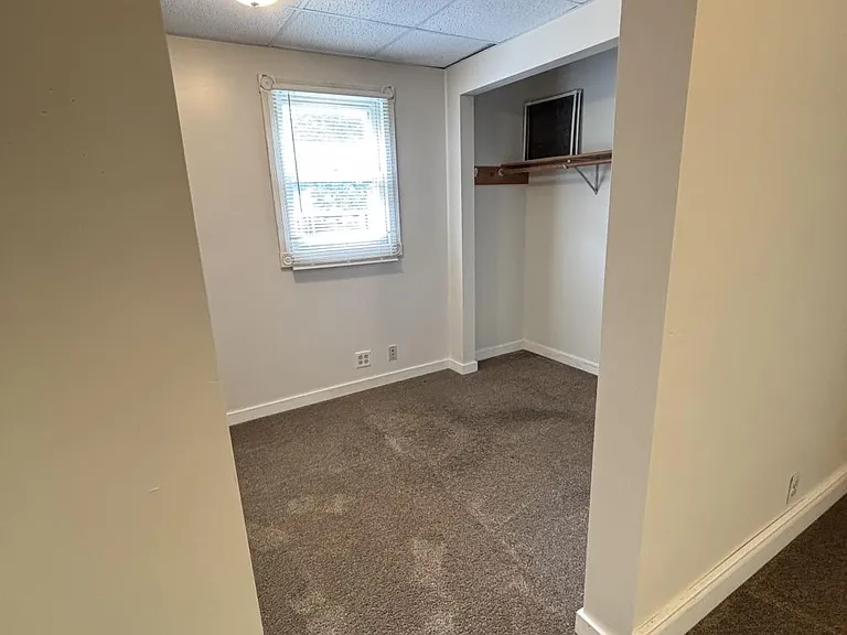 808 Le Messurier St — Photo 6