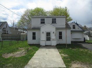 1760 Dean St, New Haven, CT 06512