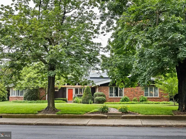 320 S Main St, Quakertown, PA 18951