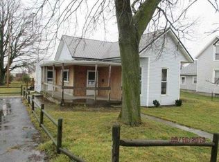 608 S Willipie St, Wapakoneta, OH 45895