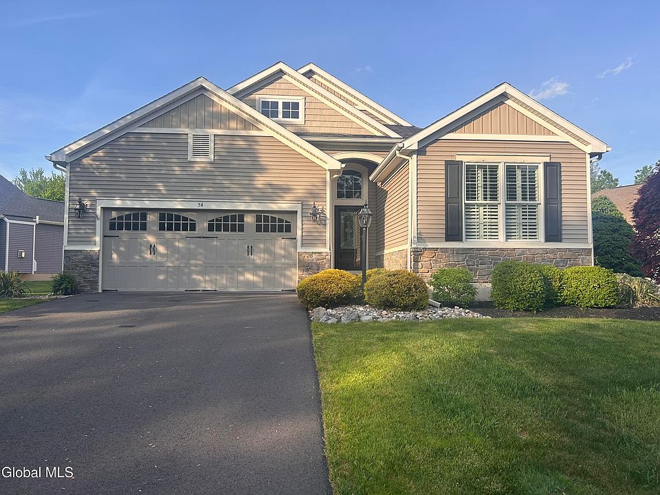 1st image of 54 Sutherland Drive