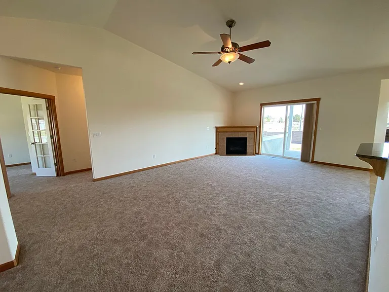 3511 Hovley Ln — Photo 7