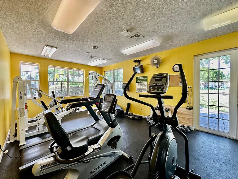 640 Cypress Club Way #G — Photo 22