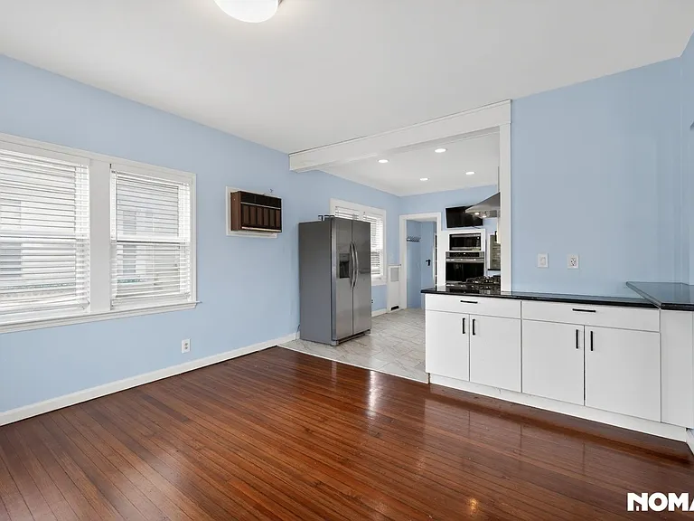 189 Lafayette Ave — Photo 8