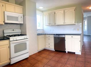 105 Eutaw St #3, Boston, MA 02128